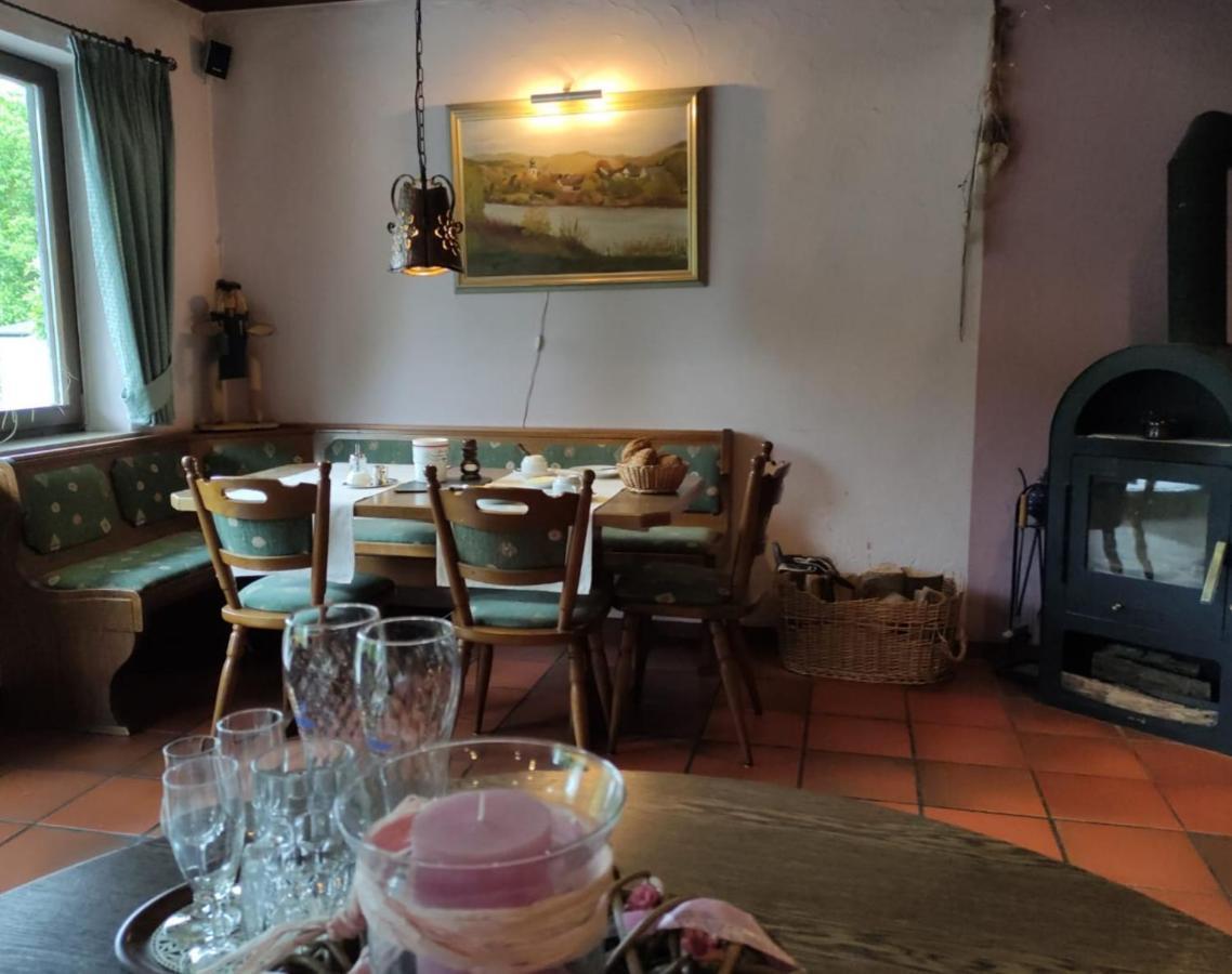 Gaestehaus Schneider Brauneberg Esterno foto
