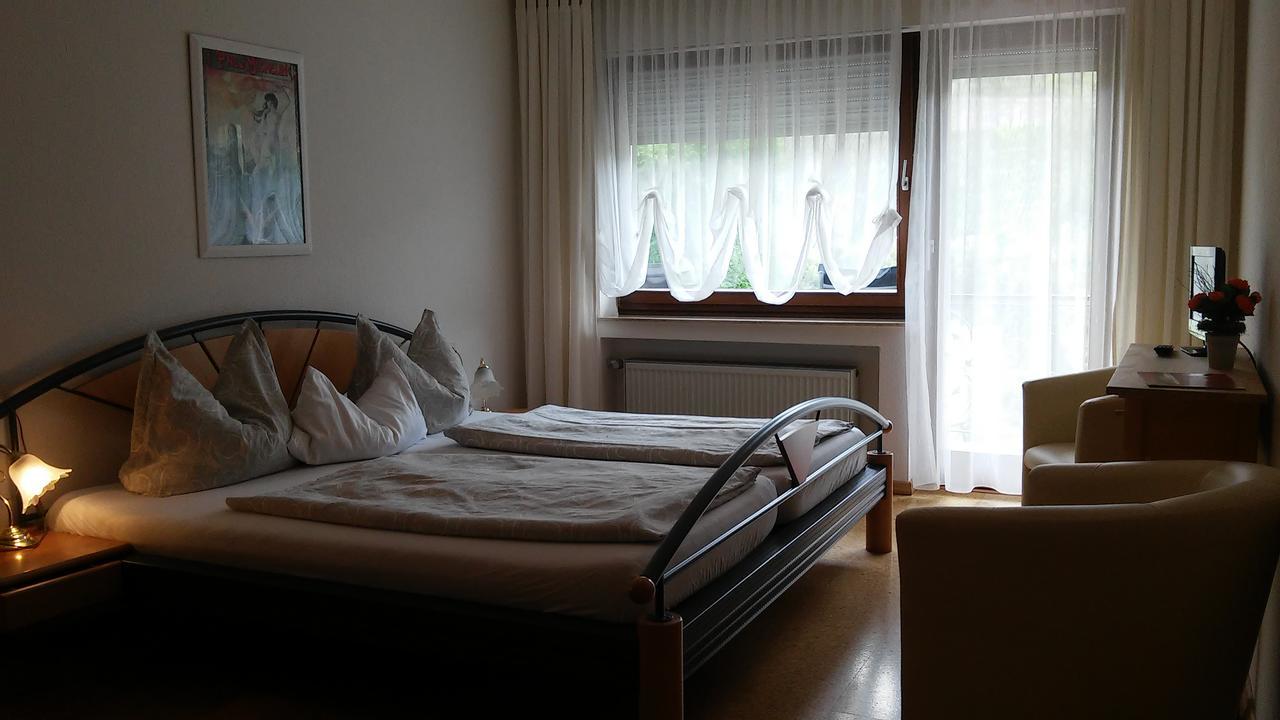 Gaestehaus Schneider Brauneberg Esterno foto