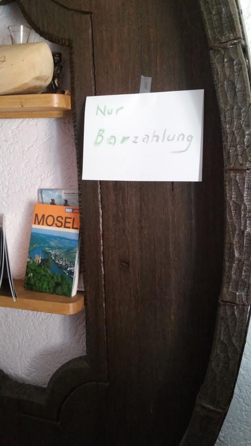 Gaestehaus Schneider Brauneberg Esterno foto